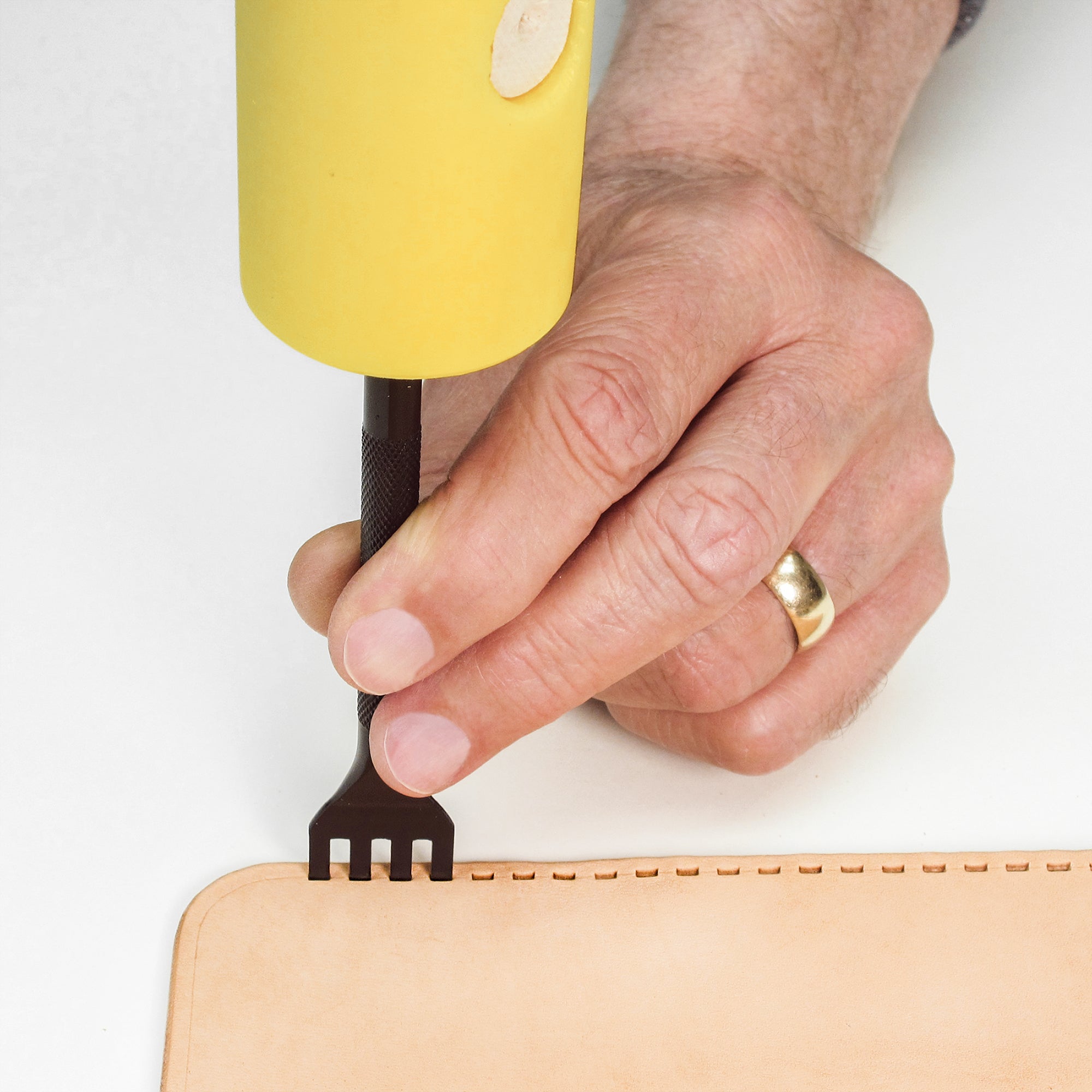 1/8" Thonging Chisel, 4-prong