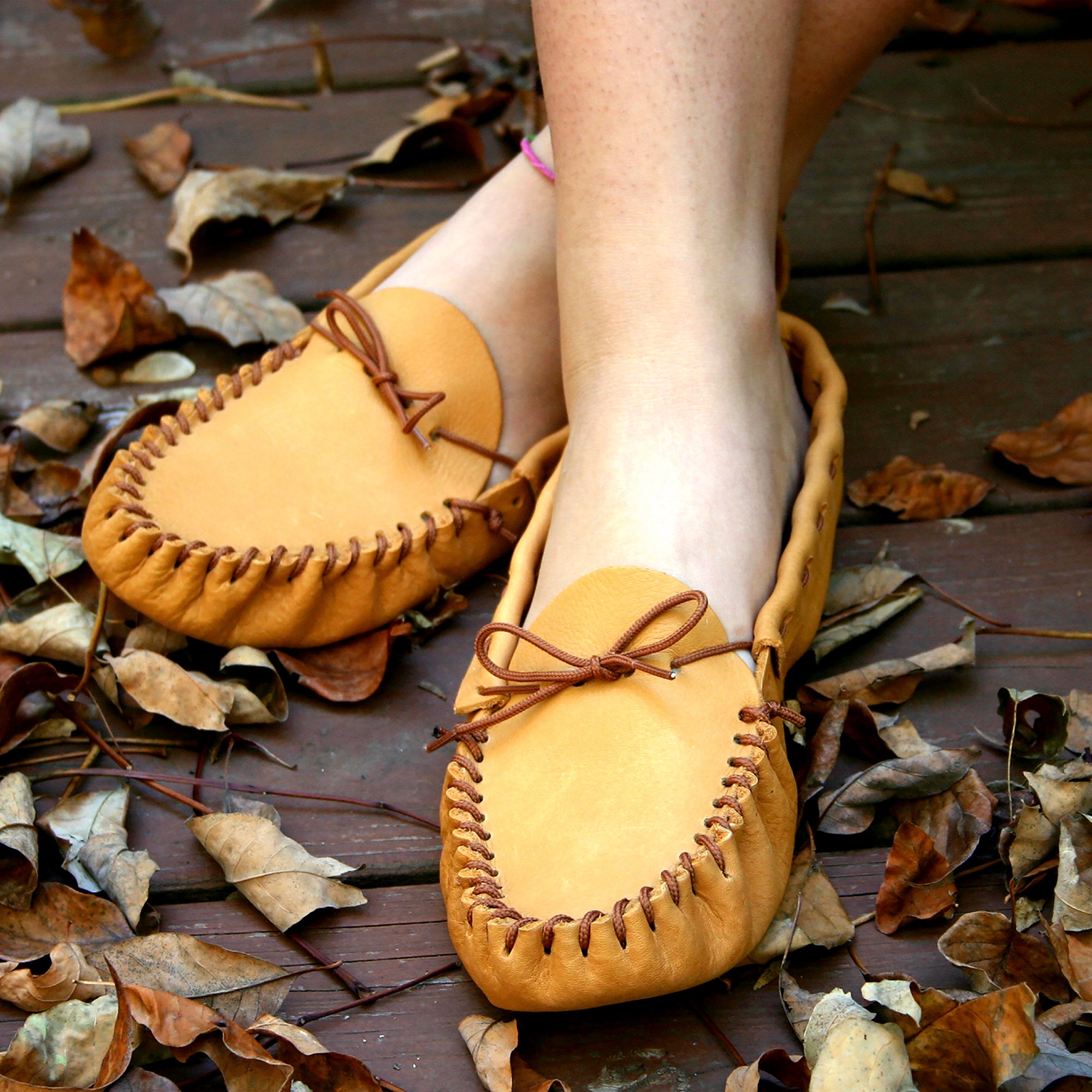 Moccasin Kit, Size 8/9 Medium, Golden Tan