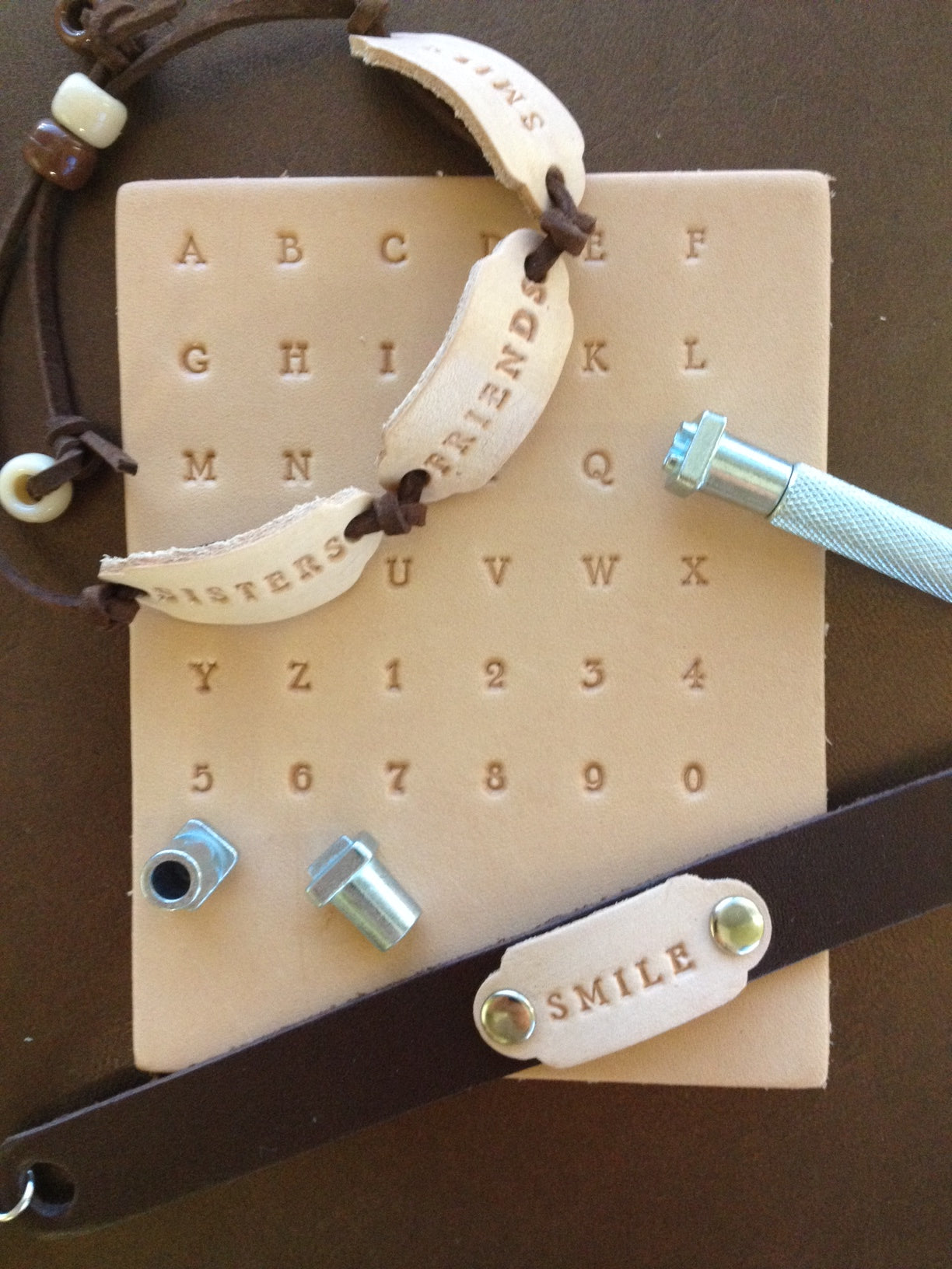 1/8" Alphabet/Number Set